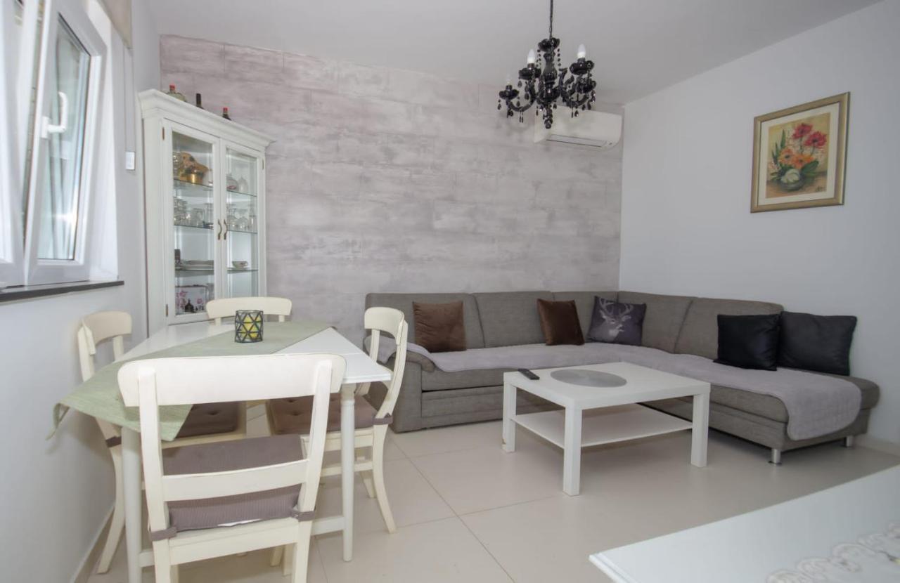 Villa Jakov Kraj  Екстериор снимка